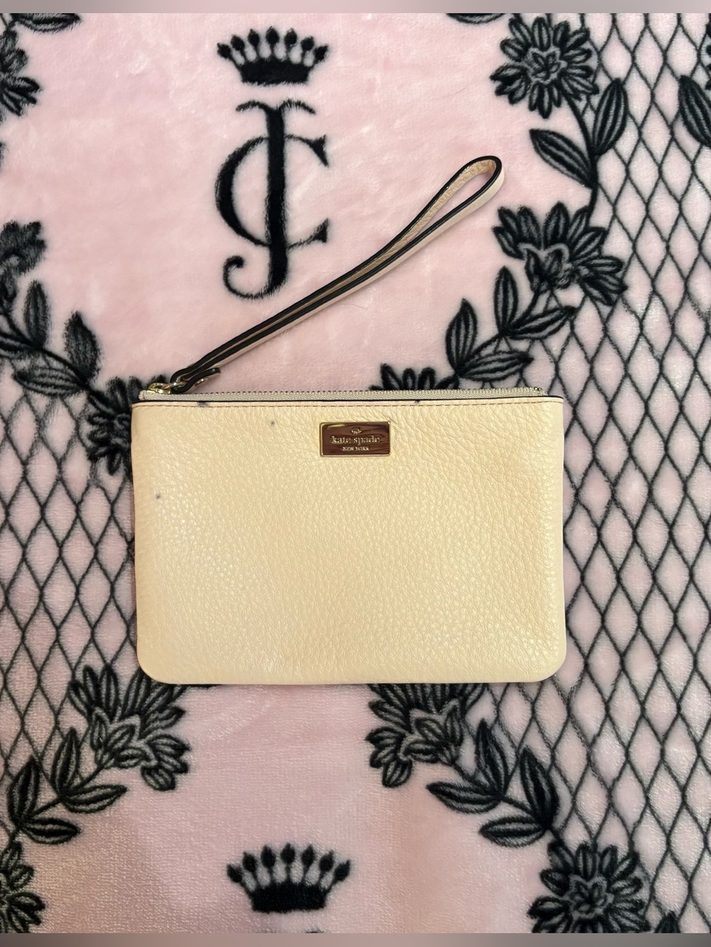Kate Spade New York Light Pink Pebbled Leather Wristlet Pouch Wallet Clutch